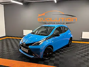 Used 2016 Toyota Aygo X-Cite (instyle Pack) Blue - Interior and Exterior details 5