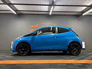 Used 2016 Toyota Aygo X-Cite (instyle Pack) Blue - Interior and Exterior details 6