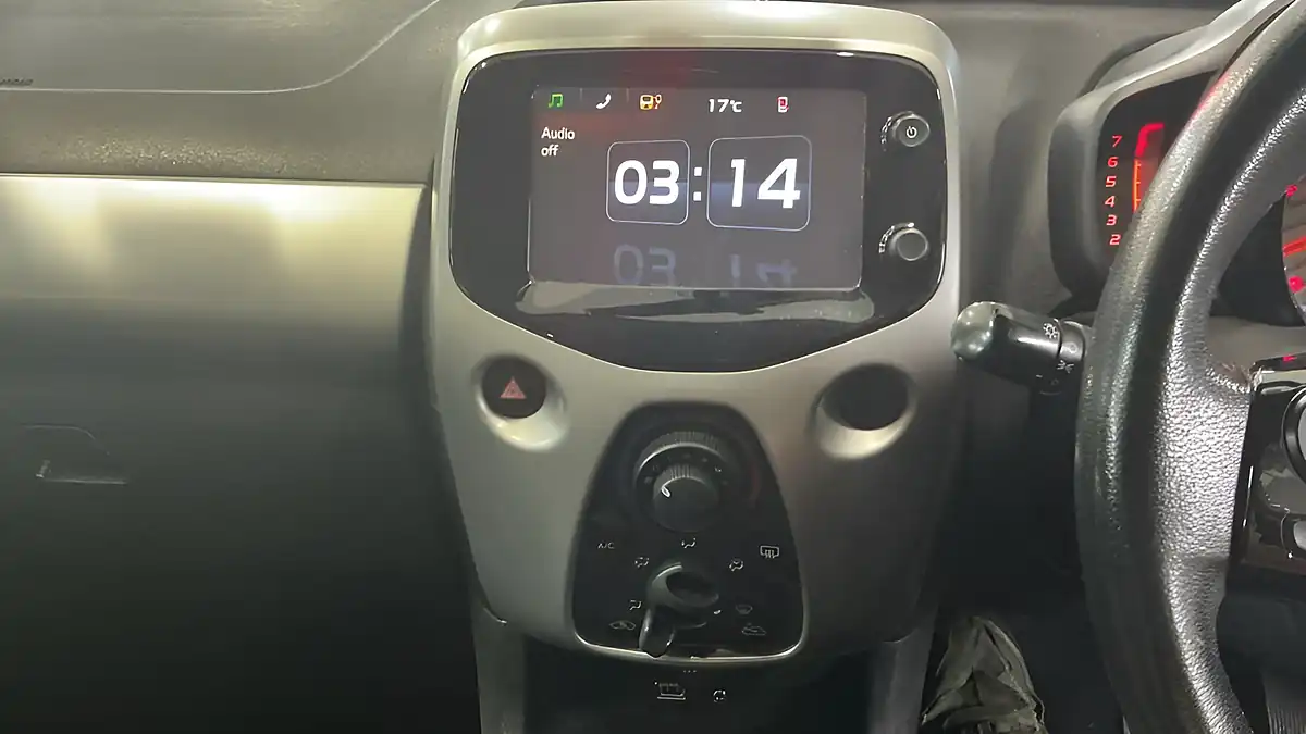 Used 2016 Toyota Aygo X-Play Black - Interior and Exterior details 6