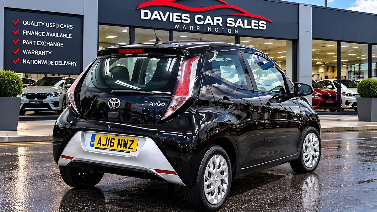 Used 2016 Toyota Aygo X-Play Black - Interior and Exterior details 7