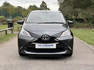 Used 2016 Toyota Aygo X-Play Grey - Interior and Exterior details 2