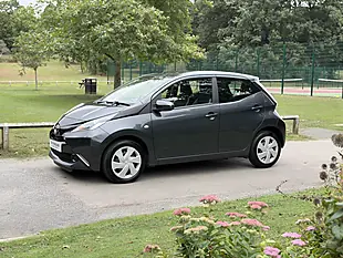 Used 2016 Toyota Aygo X-Play Grey - Interior and Exterior details 5