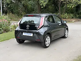 Used 2016 Toyota Aygo X-Play Grey - Interior and Exterior details 8