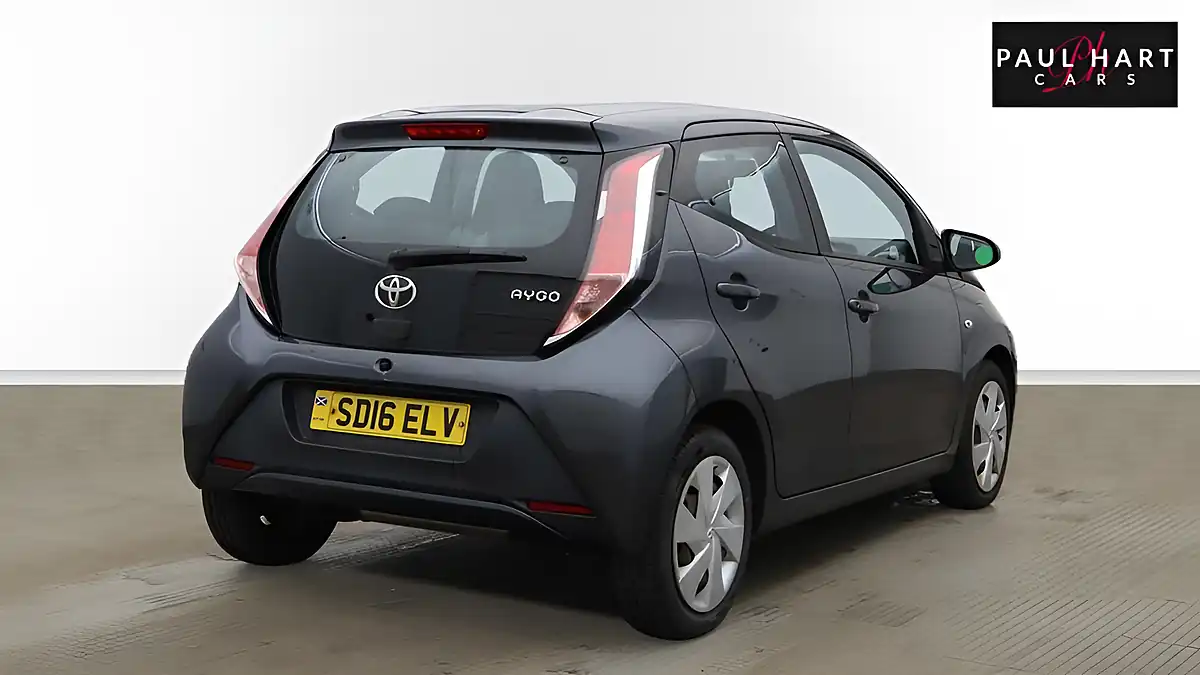Used 2016 Toyota Aygo X-Play Grey - Interior and Exterior details 5