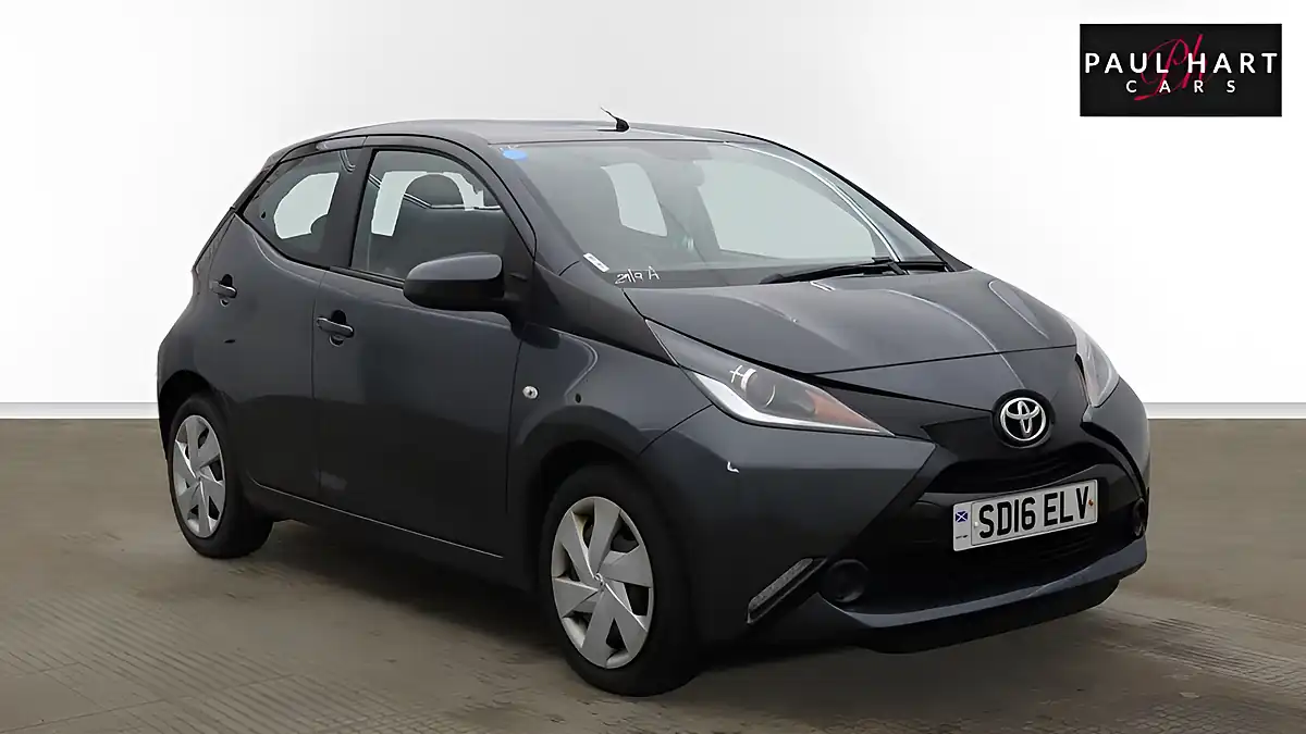 Used 2016 Toyota Aygo X-Play Grey - Interior and Exterior details 7
