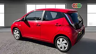 Used 2016 Toyota Aygo X-Play Red - Interior and Exterior details 2