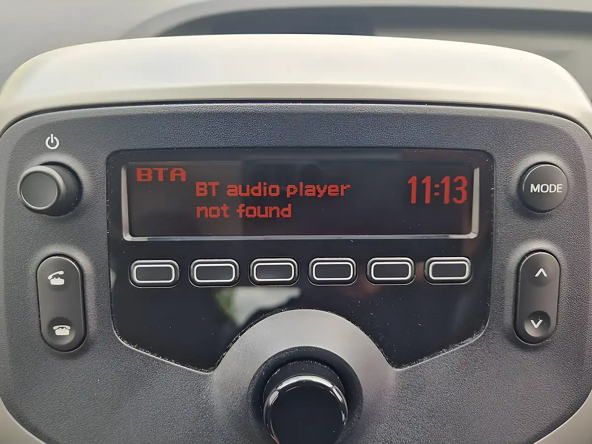 Used 2016 Toyota Aygo X-Play Red - Interior and Exterior details 15