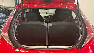 Used 2016 Toyota Aygo X-Play Red - Interior and Exterior details 17
