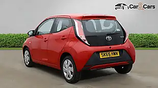 Used 2016 Toyota Aygo X-Play Red - Interior and Exterior details 3