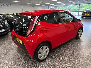 Used 2016 Toyota Aygo X-Play Red - Interior and Exterior details 12