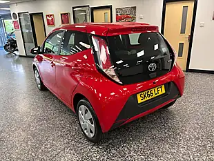 Used 2016 Toyota Aygo X-Play Red - Interior and Exterior details 16