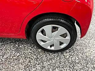 Used 2016 Toyota Aygo X-Play Red - Interior and Exterior details 17