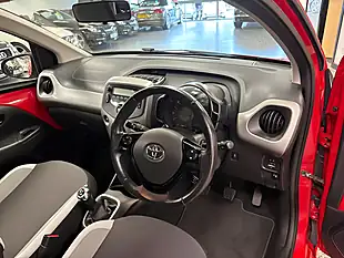 Used 2016 Toyota Aygo X-Play Red - Interior and Exterior details 2