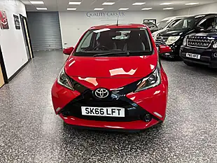 Used 2016 Toyota Aygo X-Play Red - Interior and Exterior details 8