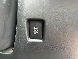 Used 2016 Toyota Aygo X-Play Red - Interior and Exterior details 13