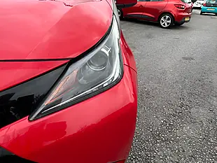 Used 2016 Toyota Aygo X-Play Red - Interior and Exterior details 6