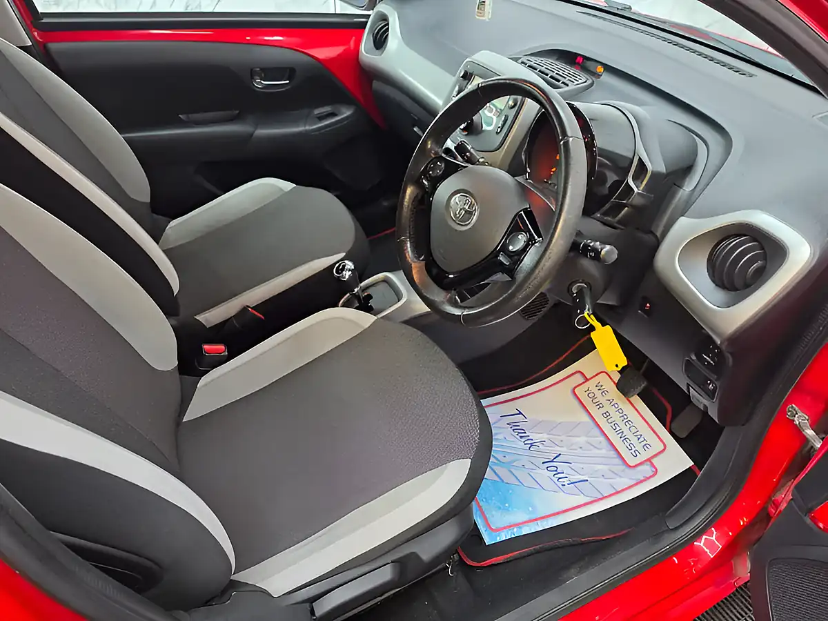 Used 2016 Toyota Aygo X-Play Red - Interior and Exterior details 12