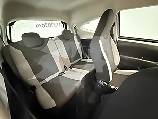 Used 2016 Toyota Aygo X-Play White - Interior and Exterior details 11