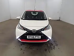 Used 2016 Toyota Aygo X Play White - Interior and Exterior details 3