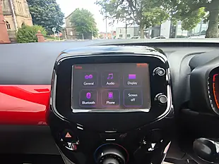 Used 2016 Toyota Aygo X-Pression Red - Interior and Exterior details 16