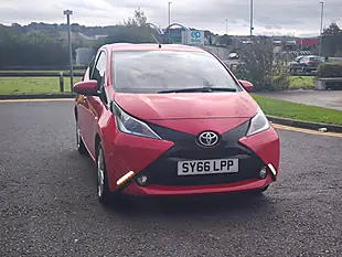Used 2016 Toyota Aygo X-Pression Red - Interior and Exterior details 7