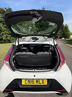 Used 2016 Toyota Aygo X-Pression White - Interior and Exterior details 16