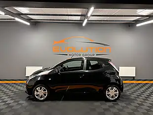 Used 2016 Toyota Aygo X-Pression X-Wave Black - Interior and Exterior details 7