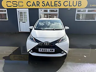 Used 2016 Toyota Aygo X-Pression X-Wave White - Interior and Exterior details 2