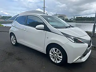 Used 2016 Toyota Aygo X-Pure White Flash - Interior and Exterior details 18