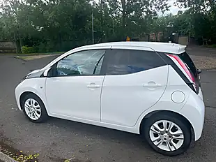 Used 2016 Toyota Aygo X-Pure White Flash - Interior and Exterior details 8