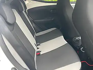 Used 2016 Toyota Aygo X-Pure White - Interior and Exterior details 7