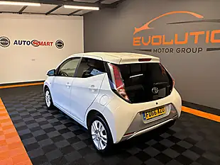 Used 2016 Toyota Aygo X-Pure White - Interior and Exterior details 2