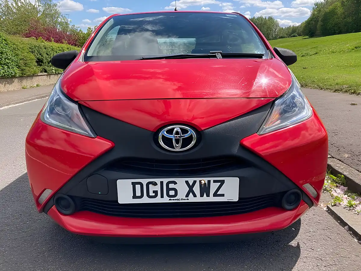 Used 2016 Toyota Aygo X Red - Interior and Exterior details 8