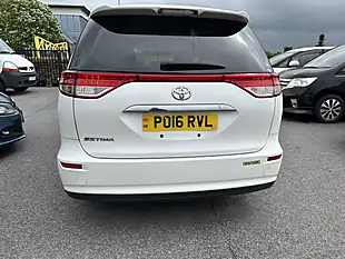 Used 2016 Toyota Estima 8 Seater White - Interior and Exterior details 13