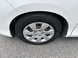 Used 2016 Toyota Estima 8 Seater White - Interior and Exterior details 20