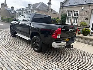 Used 2016 Toyota Hilux Icon Black - Interior and Exterior details 11