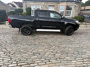 Used 2016 Toyota Hilux Icon Black - Interior and Exterior details 13