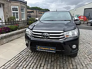 Used 2016 Toyota Hilux Icon Black - Interior and Exterior details 8