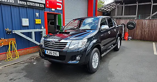 2016 Toyota Hilux Invincible D-4D
