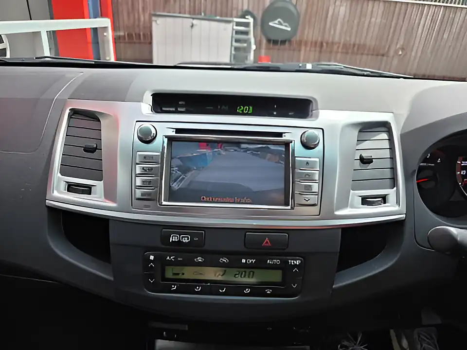 Used 2016 Toyota Hilux Invincible Grey - Interior and Exterior details 14