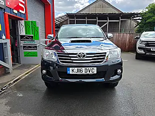 Used 2016 Toyota Hilux Invincible Grey - Interior and Exterior details 2