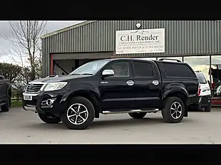 Used 2016 Toyota Hilux Invincible X Black - Interior and Exterior details 4