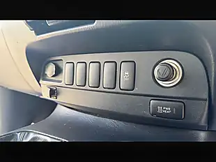 Used 2016 Toyota Hilux Invincible X Black - Interior and Exterior details 9