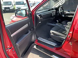 Used 2016 Toyota Hilux Invincible-X Red - Interior and Exterior details 14