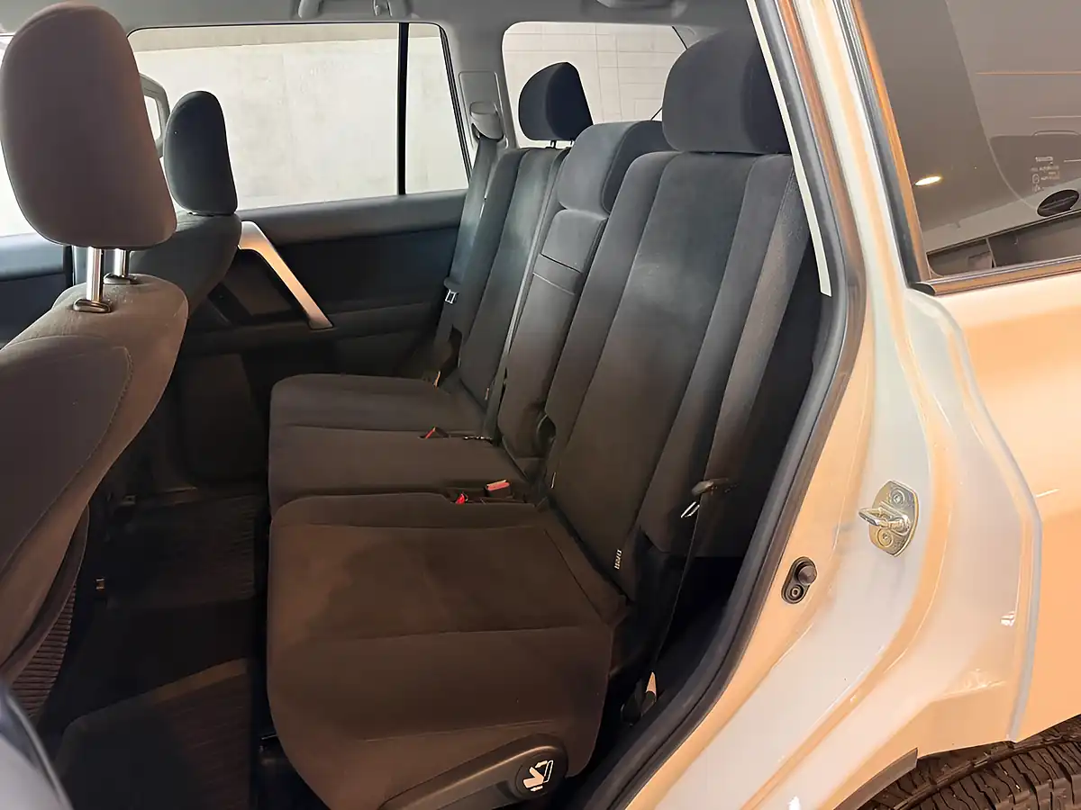 Used 2016 Toyota Land Cruiser Active White - Interior and Exterior details 11