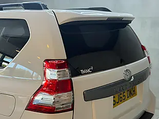 Used 2016 Toyota Land Cruiser Active White - Interior and Exterior details 16