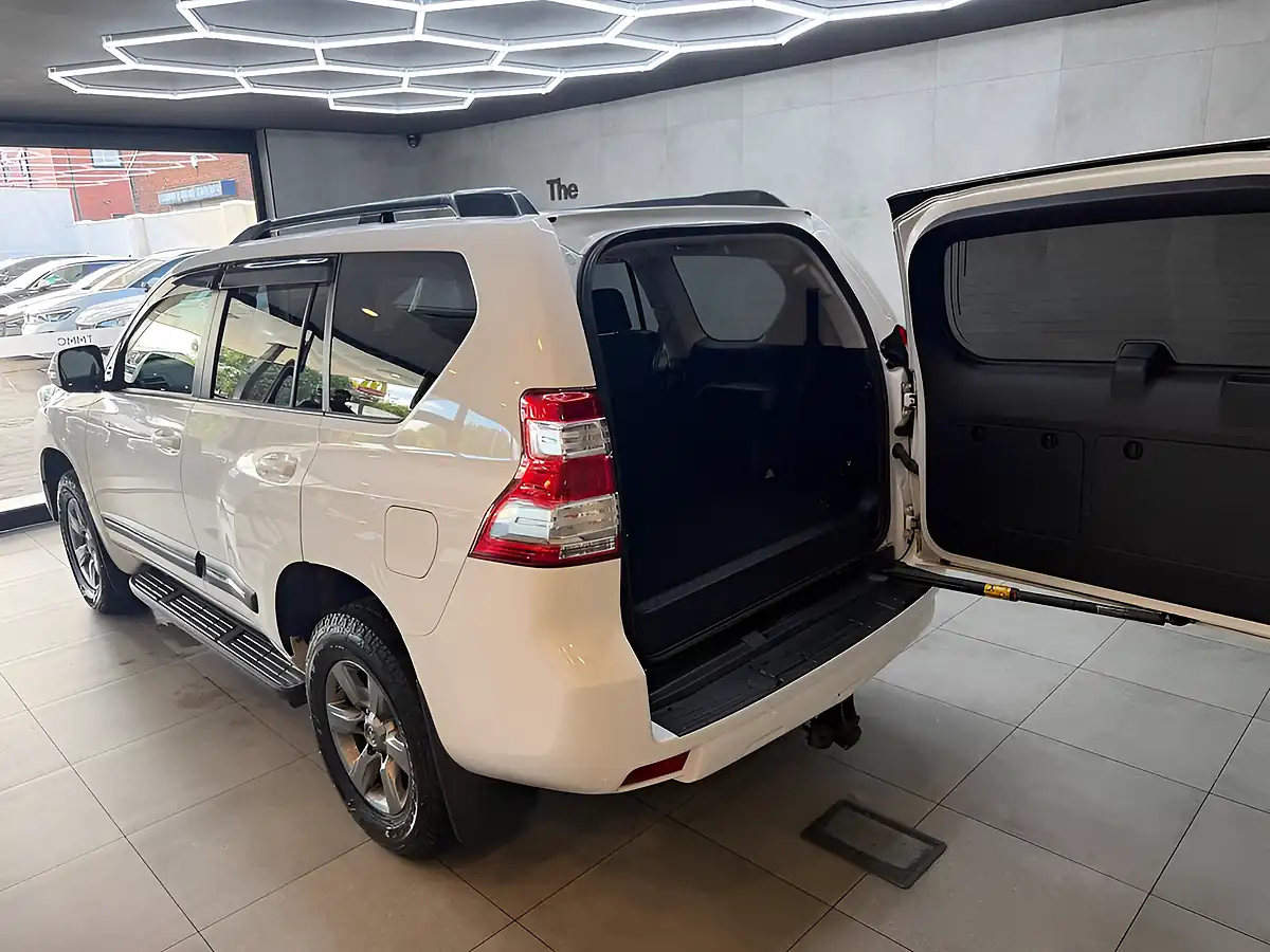 Used 2016 Toyota Land Cruiser Active White - Interior and Exterior details 6