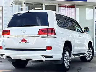 Used 2016 Toyota Land Cruiser Ax White - Interior and Exterior details 10