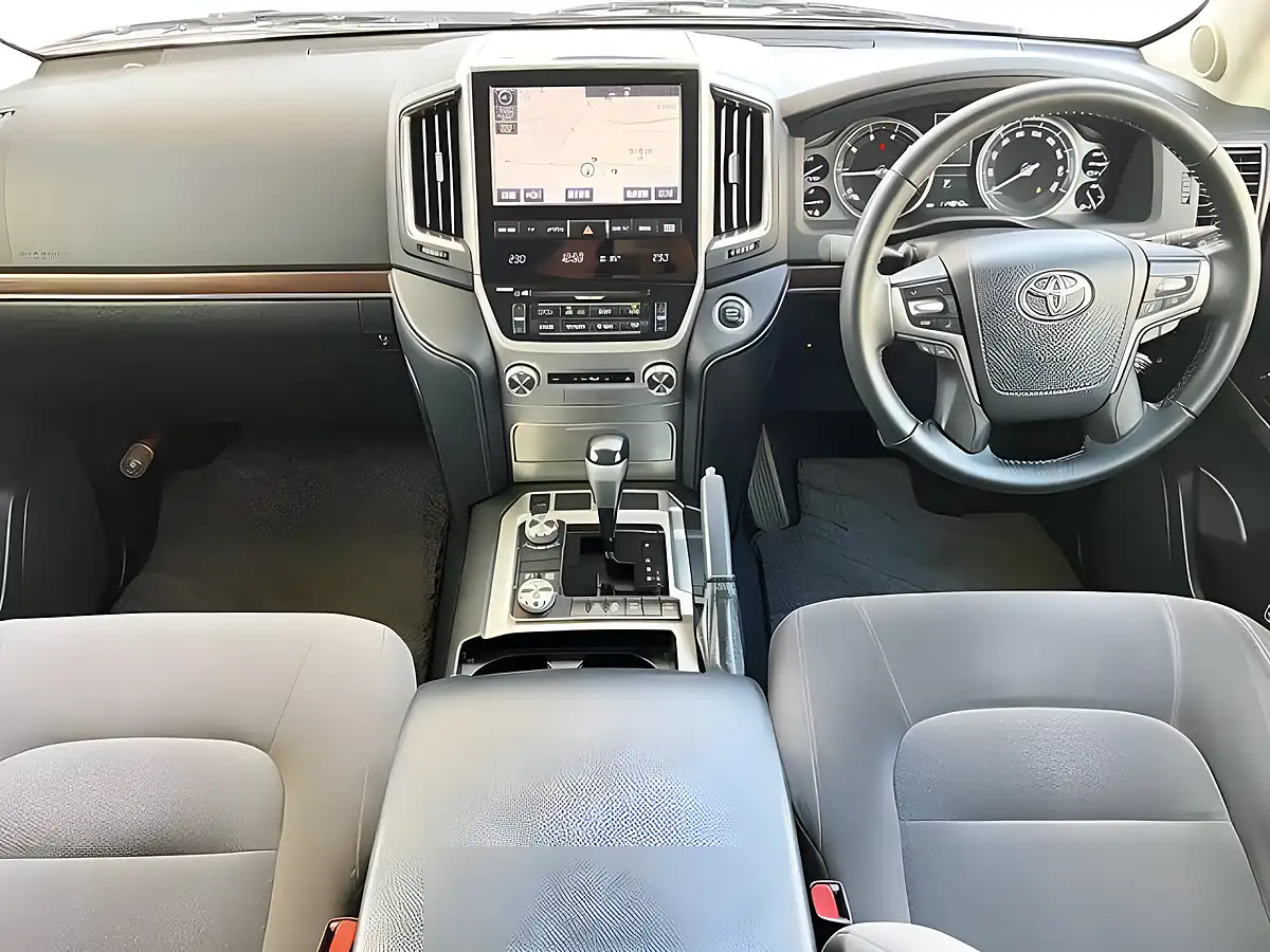 Used 2016 Toyota Land Cruiser Ax White - Interior and Exterior details 9