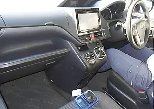 Used 2016 Toyota Noha Silver - Interior and Exterior details 5